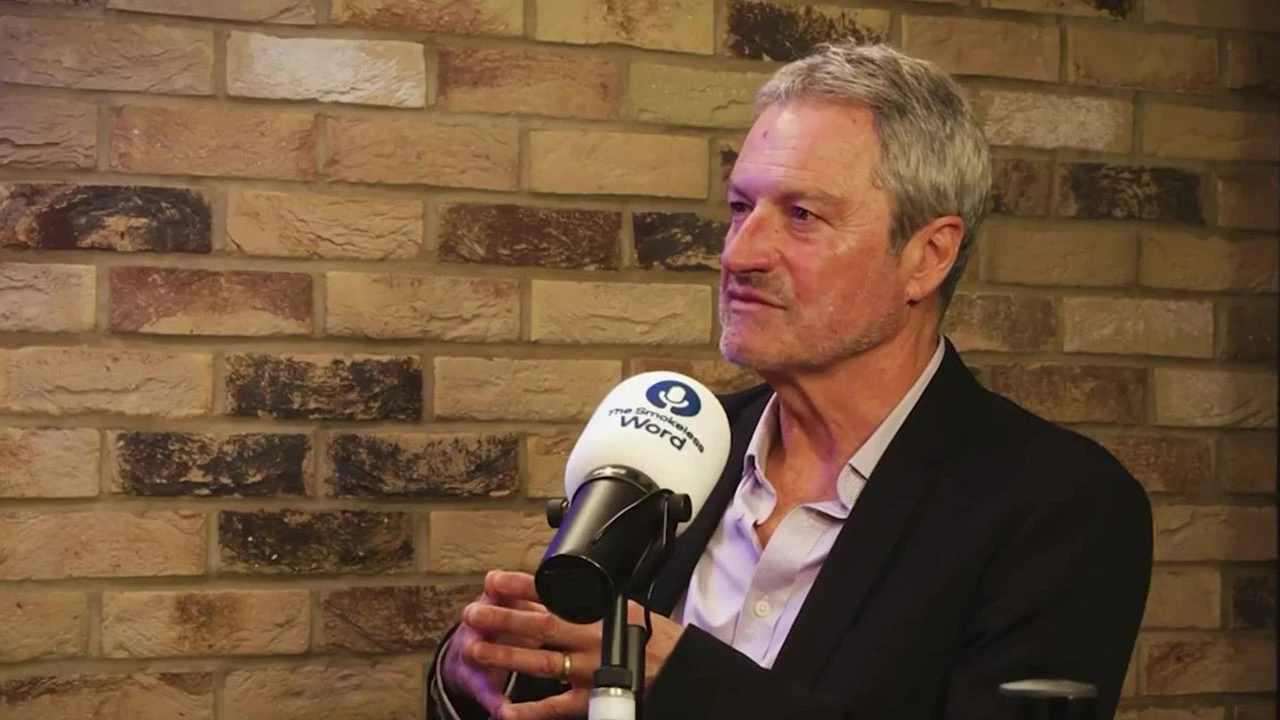 The Smokeless Word - Episode 12 - Gavin Esler